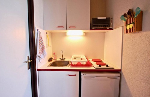 Chamrousse Apartment | 3rd floor, balcony, tv, ski locker, 23m², Chamrousse