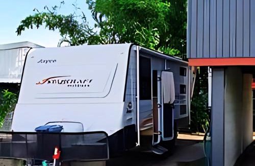 Wagaman House | 4 BDR Airconditioned Tropical Escape, Lap Pool & Parking for Caravans, Boats and Trailers