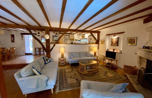 Festalemps House | 4 Bedroom Family Friendly Country Retreat