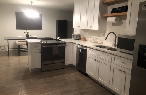 North Mountain House | 4 bedroom 2bath Full kitchen 1764 sf home that can sleep 10 people