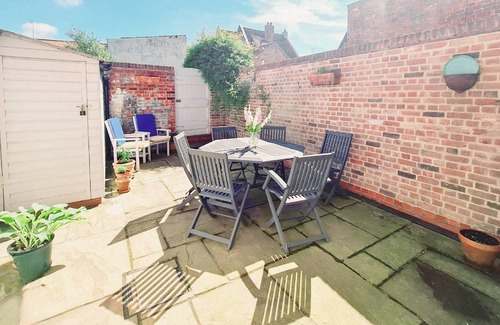 King's Lynn Cottage | 4 bedroom accommodation in Kings Lynn