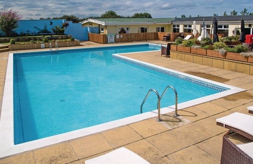 Llanllwchaiarn Cabin | 4 bedroom accommodation in New Quay