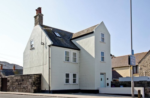 Portland House | 4 bedroom accommodation in Portland