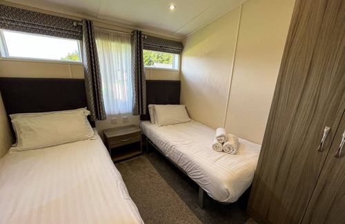 Annan Cabin | 4 bedroom accommodation in Annan