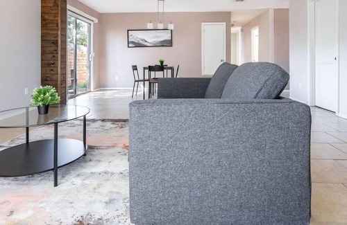 Rosewood Apartment | 4 Bedroom Apartment 546131 by Houzlet