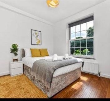 Elephant and Castle Apartment | 4 bedroom apartment zone 1