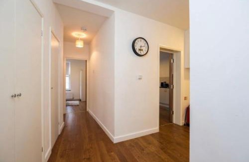 Elephant and Castle Apartment | 4 bedroom apartment zone 1