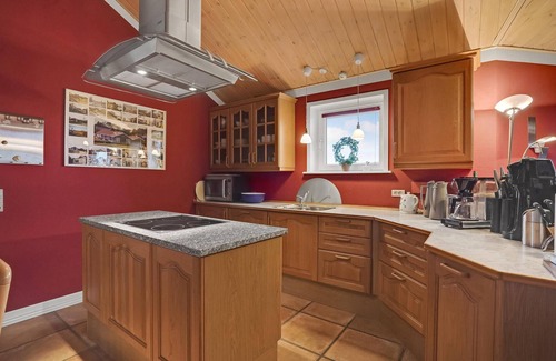 Rendbjerg House | 4 bedroom awesome home in Egernsund