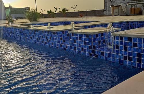 Ras Al Khaimah House | 4-bedroom barn in tranquil Ras Al Khaimah with Wi-fi