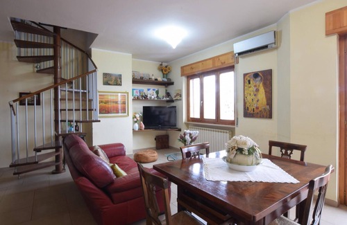 Rogliano Apartment | 4 bedroom cozy apartment in Rogliano