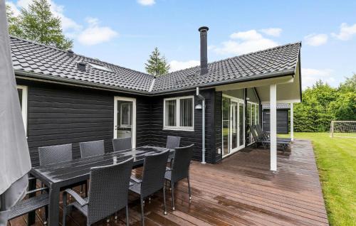 Fjellerup House | 4 Bedroom Gorgeous Home In Glesborg
