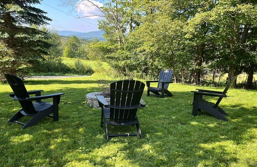 Windham House | 4 bedroom house 10 minutes to Windham Mountain