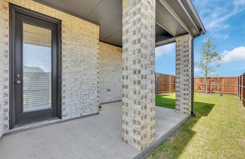 Weston House | 4-bedroom house 15 mins Away from Frisco