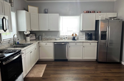 Swainsboro House | 4-bedroom house in beautiful Wadley with AC