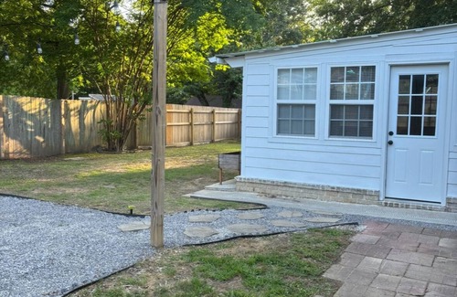 Ellendale House | 4-bedroom house near Shelby Farms with WiFi, AC