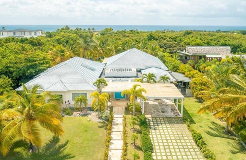 Punta Cana Villa | 4-bedroom luxury villa in Cap Cana, Golf & Beach