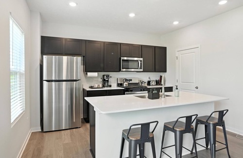 Delaware House | 4-bedroom modern house in lovely Delaware with AC,