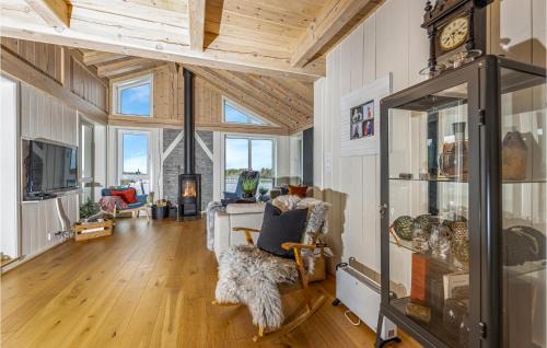 Aure House | 4 Bedroom Nice Home In Tustna