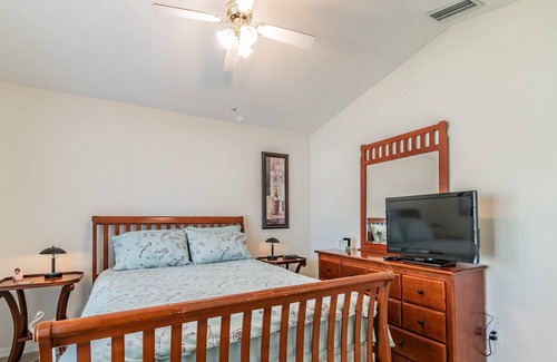 Sabal Harbour Villa | 4 bedroom pool villa with great lakeview - bird lovers dream