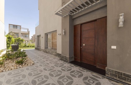 6th of October City Villa | 4-bedroom villa in palm hills compound with garden