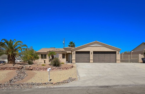Lake Havasu City House | 4 Bedroom with a pool and spa . Rv and boat parking . Close to launch ramp.