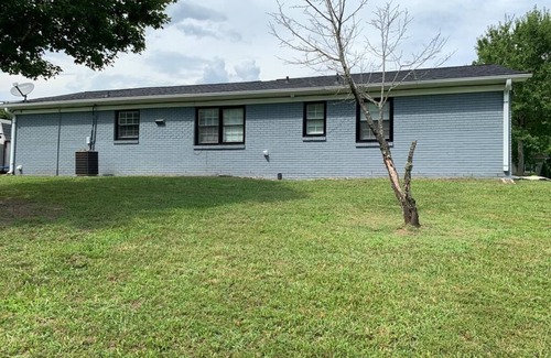 Mocksville House | 4 BR PEACEFUL RANCH