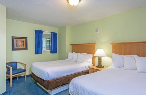Myrtle Beach Hotel | 4 Elegant 2 Bedroom Units with Stunning Views & Balcony – Great for Families