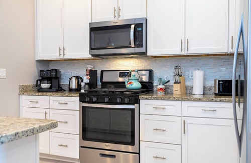 Crestwynd Bay House | 4 King Suites | Perfect Disney Getaway