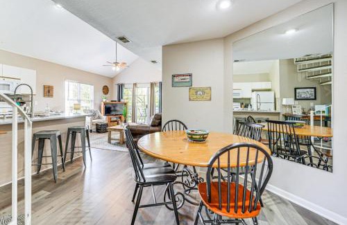 Branson Apartment | 4 Mi to Dtwn and Strip! Branson Unit with Resort Perks