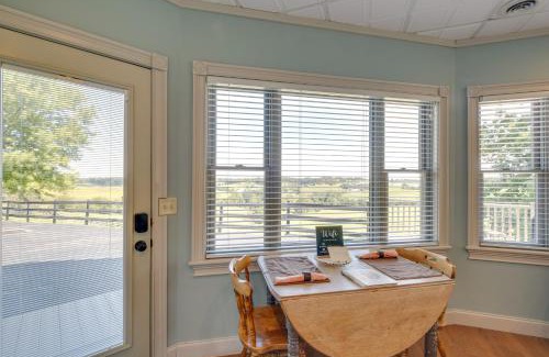 Millersburg Apartment | 4 Mi to German Village Studio with Hot Tub!