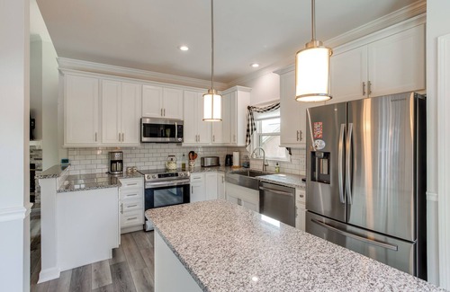 Harbison House | 4 Mi to Lake Murray: Pet-Friendly Home w/Pool!