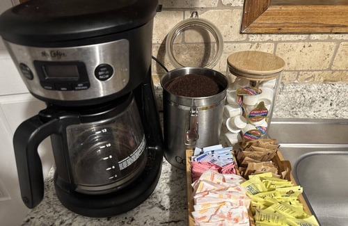 Tunkhannock Township House | 4 min to Pocono Raceway: 4 Acres, Firepit, Jacuzzi