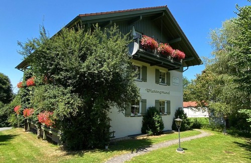 Frauenau Apartment | 4* Modern furnished 49 sqm apartment in the glass town of Frauenau