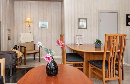 Ronde House | 4 person holiday home in Rønde-By Traum