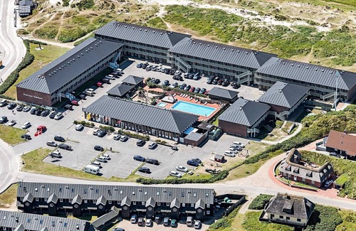 Rindby Strand Apartment | 4 person holiday home on a holiday park in Fanø