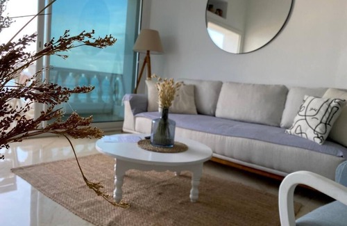 La Marsa House | 4 Pièces Avec Balcon sur la mer