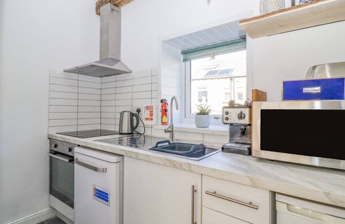 Halifax Cottage | 4 Pulmans Place