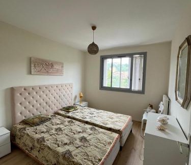 Fabron Apartment | 4- rooms appart 80m2 parking