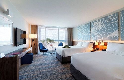 Central Beach Hotel | 4 Spacious Beachfront Rooms with Pool Near Las Olas & Attractions