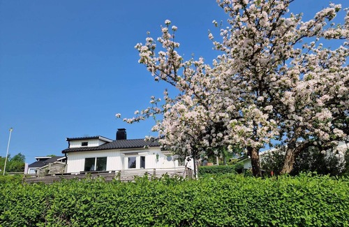 Skovde House | 4 star holiday home in SKÖVDE-By Traum