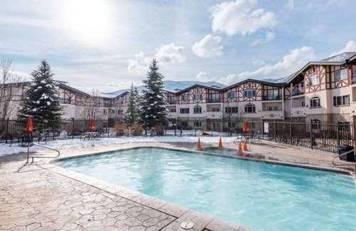 Midway Villa | 4-Star Zermatt Resort King Villa with Full Kitchen-Only 15 Mins to Park City!