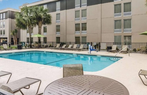 Myrtle Beach Hotel | 4 x 2 Double Beds Deluxe Rm at La Quinta Inn by Wyndham Myrtle Beach-N Kings Hwy