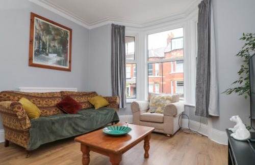 Scarborough House | 40 Ashville Avenue