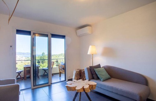 Le Lavandou Apartment | 40 m² Apartment ∙ 1 bedroom ∙ 2 guests