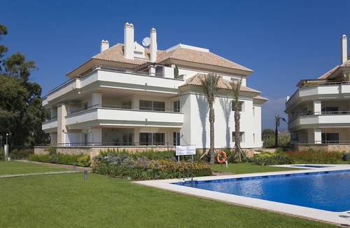 New Golden Mile Apartment | 405 Luxury 4 Bed Penthouse, Heated 20m Pool-Front Line-Paseo-Bikes-BBQ-Hot Tub