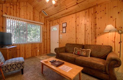 North Wawona Ski Chalet | 43R Edna's Hearts Desire