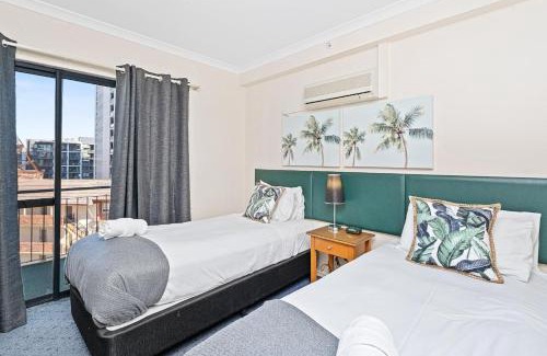 East Perth Apartment | 46 Hay St Hideaway Central 2brparking
