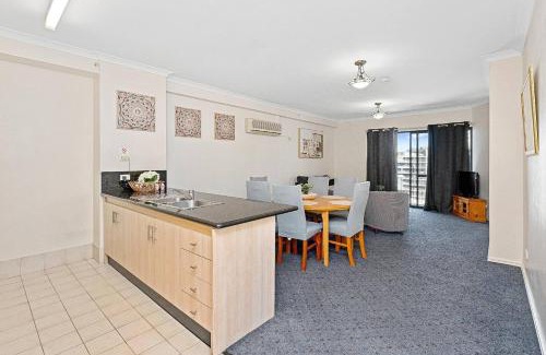 East Perth Apartment | 46 Hay St Hideaway Central 2brparking