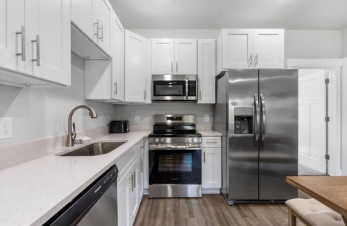 Nashboro Village House | 4Beds + Safe & Quiet! 10toAirport & 15toDowntown!