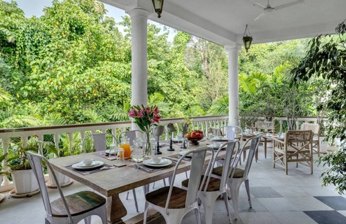Marna Villa | 4bhk Villa in Siolim Pool Lush Forest View